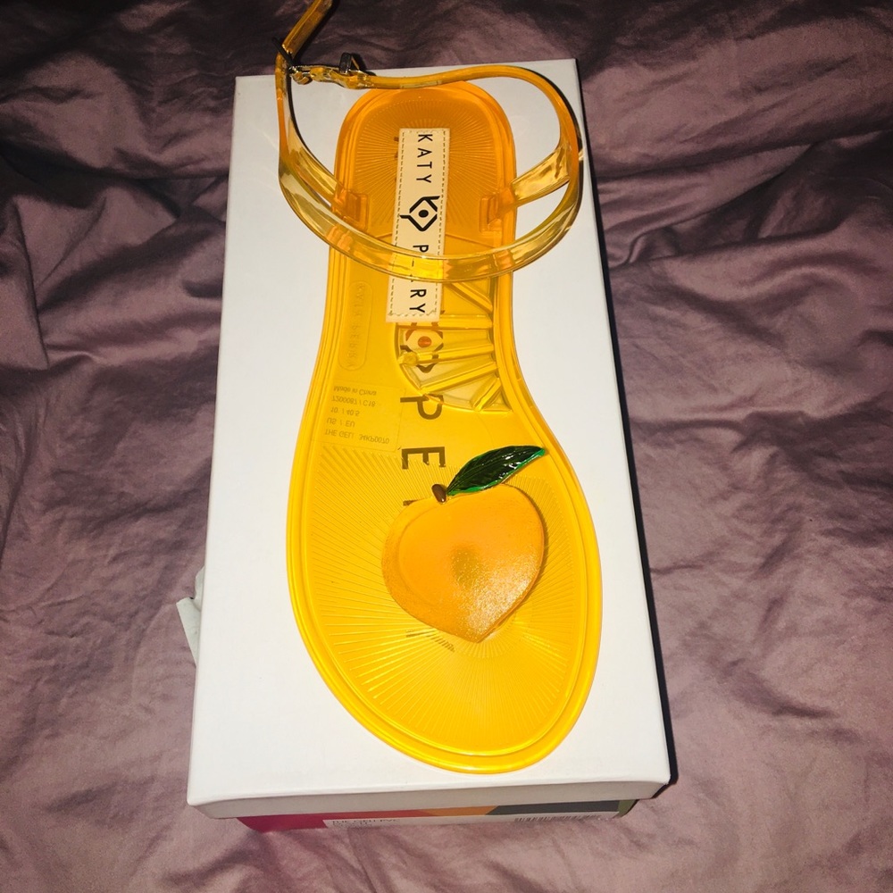 Katy Perry Gelli Sandals Peach